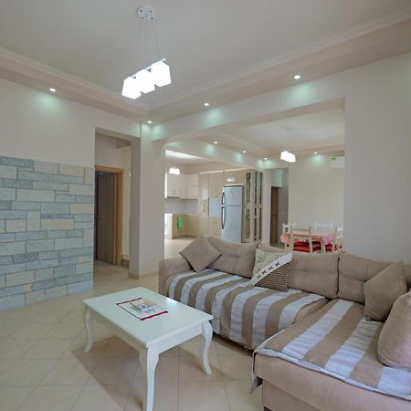 Dana Hotel Apartments Sarandë 외부 사진