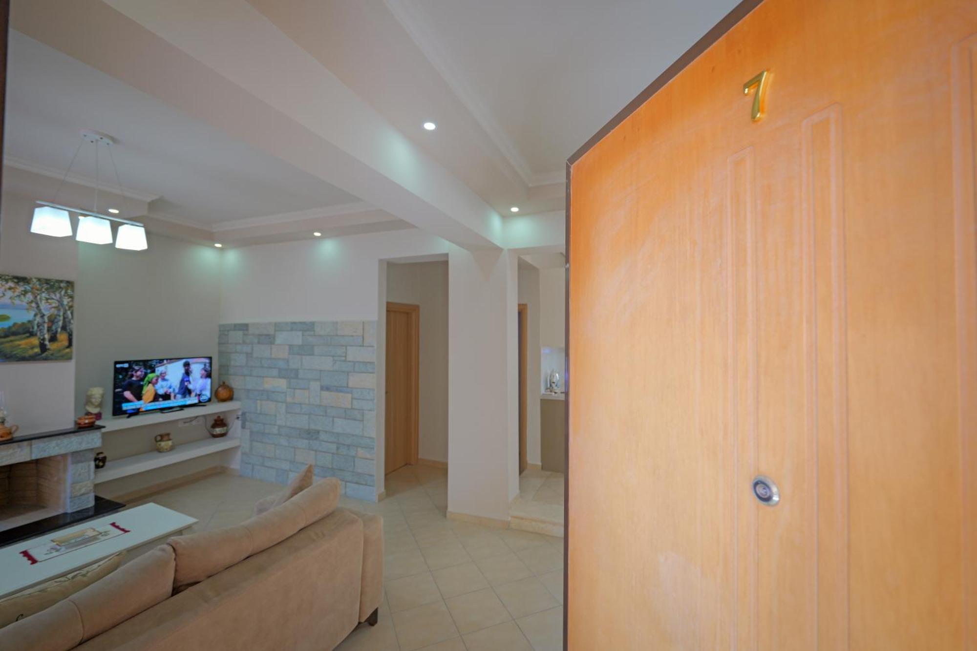 Dana Hotel Apartments Sarandë 외부 사진